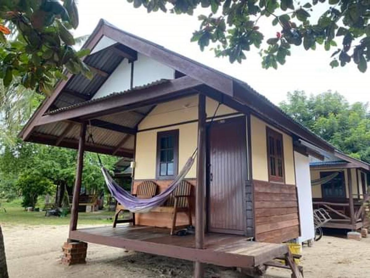 Pinks Bungalow Hotel Baan Tai Luaran gambar