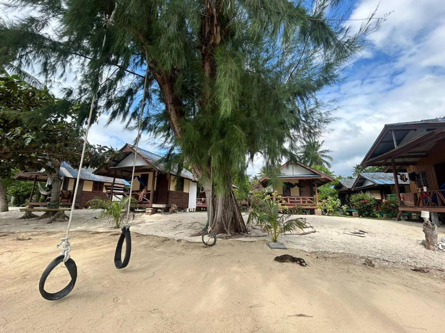 Pinks Bungalow Hotel Baan Tai Luaran gambar